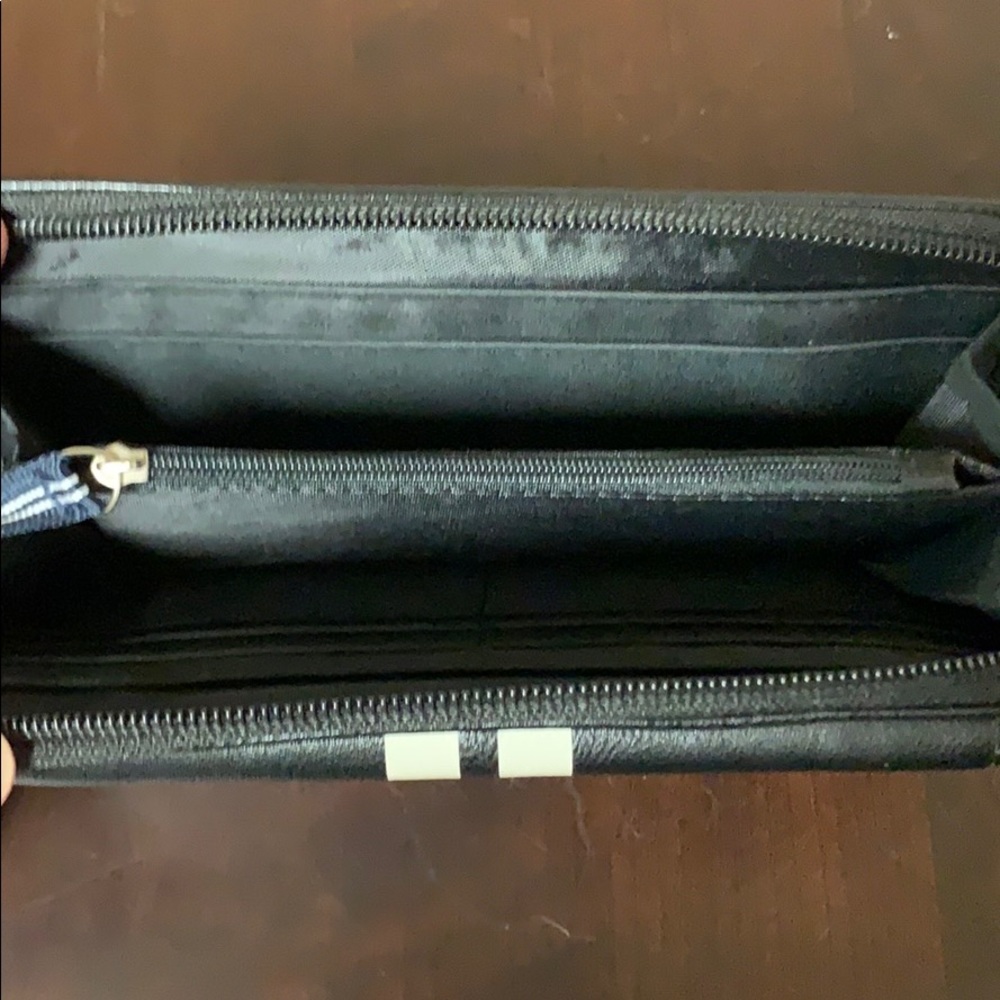 Wallet - Picture 3 of 3